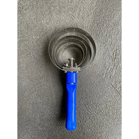 Diekensen Reversible Stainless Steel Curry Comb with Soft Touch Grip Blue AllYourBlades